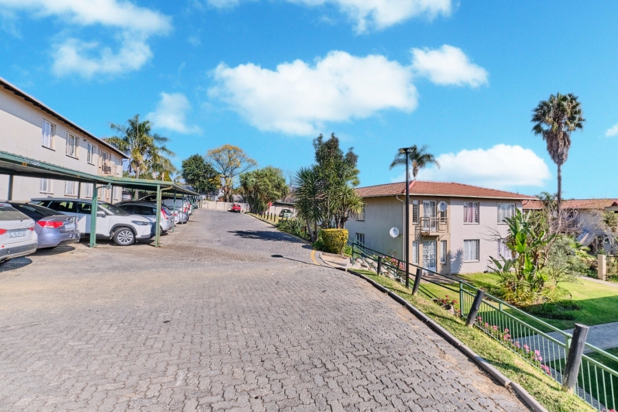  Bedroom Property for Sale in Radiokop Gauteng