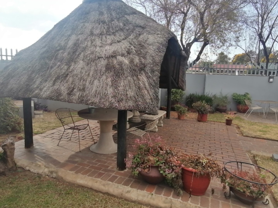 3 Bedroom Property for Sale in Verwoerdpark Gauteng