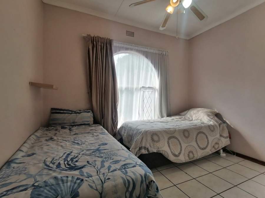 3 Bedroom Property for Sale in Verwoerdpark Gauteng