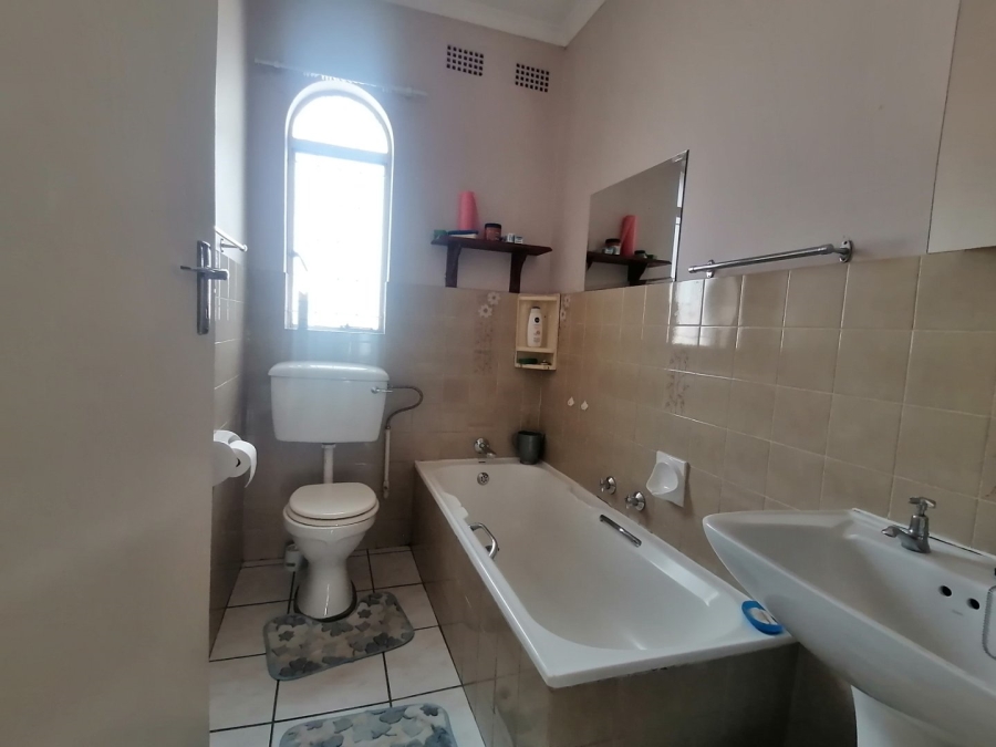3 Bedroom Property for Sale in Verwoerdpark Gauteng