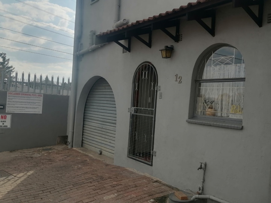 3 Bedroom Property for Sale in Verwoerdpark Gauteng