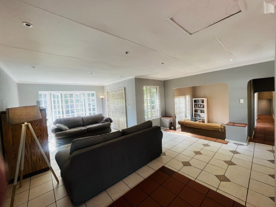 4 Bedroom Property for Sale in Douglasdale Gauteng