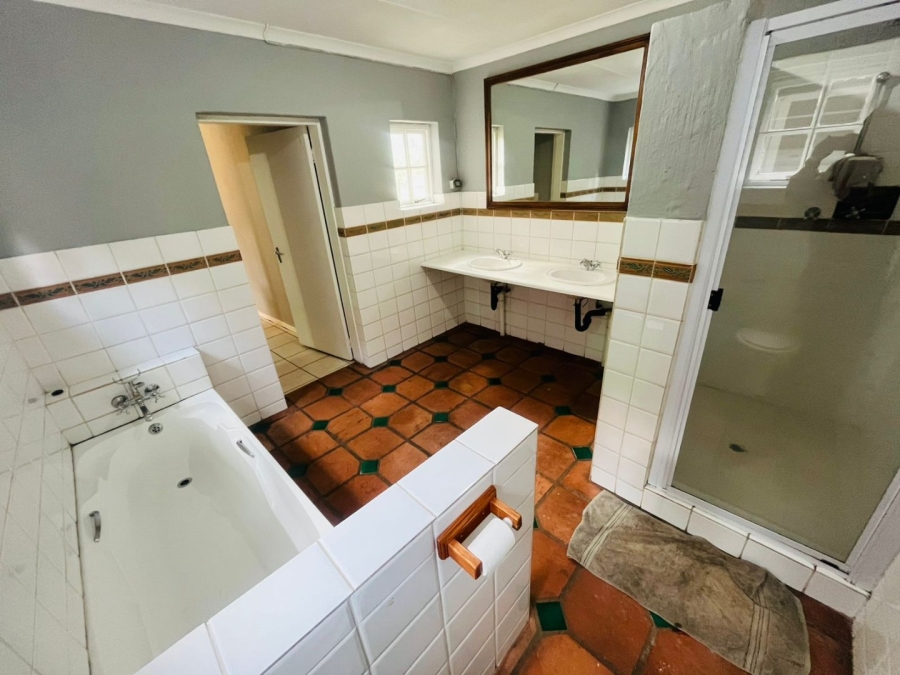 4 Bedroom Property for Sale in Douglasdale Gauteng