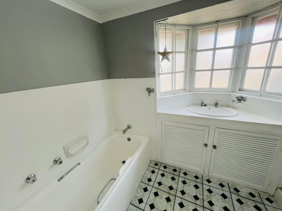4 Bedroom Property for Sale in Douglasdale Gauteng