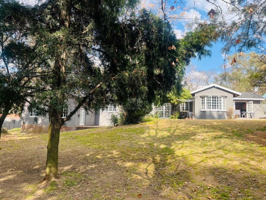 4 Bedroom Property for Sale in Douglasdale Gauteng