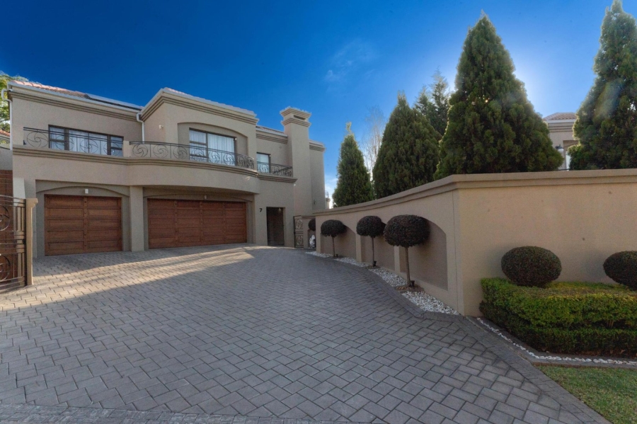 4 Bedroom Property for Sale in Sunninghill Gauteng