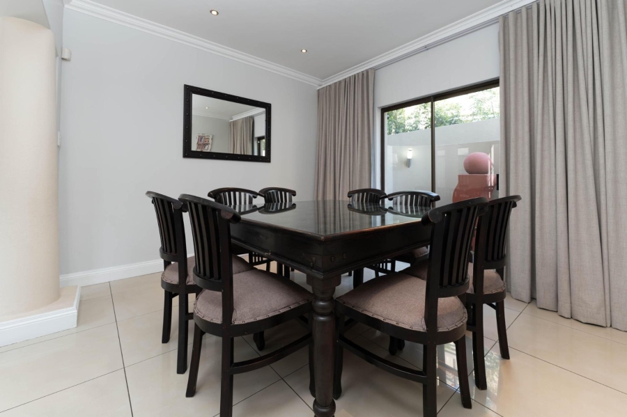 4 Bedroom Property for Sale in Sunninghill Gauteng