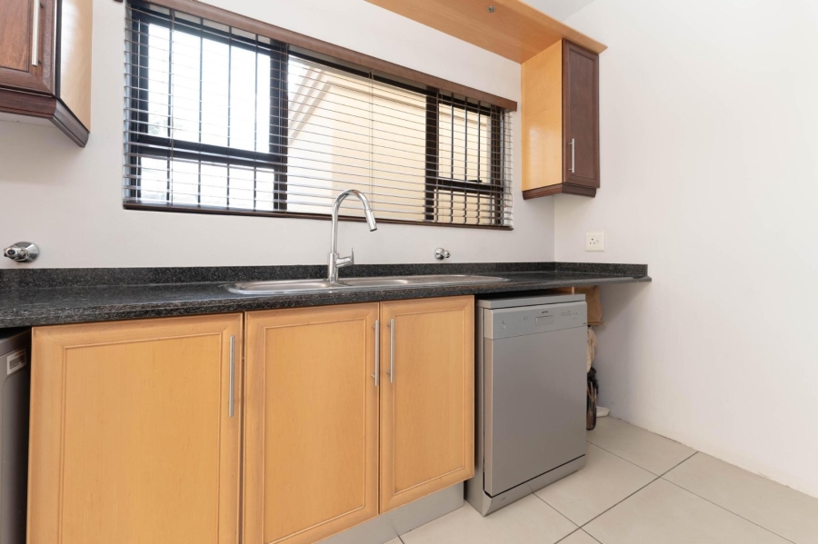 4 Bedroom Property for Sale in Sunninghill Gauteng