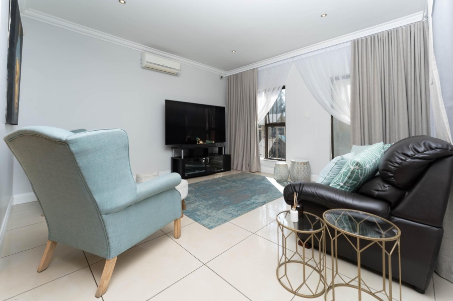 4 Bedroom Property for Sale in Sunninghill Gauteng