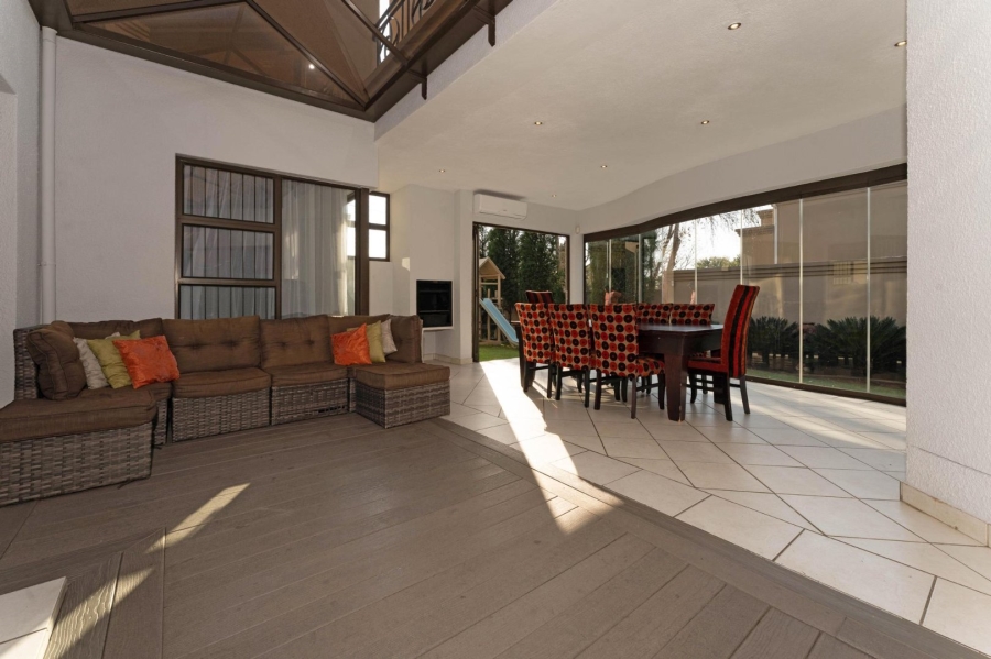 4 Bedroom Property for Sale in Sunninghill Gauteng