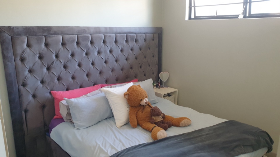 2 Bedroom Property for Sale in Amberfield Gauteng