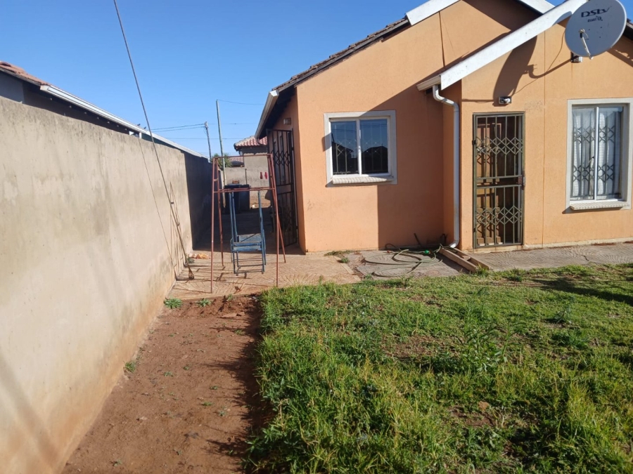3 Bedroom Property for Sale in Protea Glen Gauteng