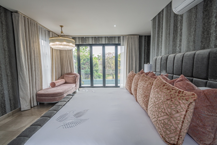 To Let 4 Bedroom Property for Rent in Sandown Gauteng