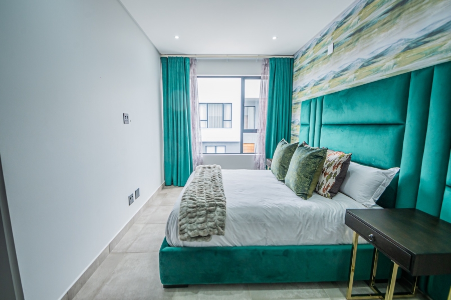 To Let 4 Bedroom Property for Rent in Sandown Gauteng