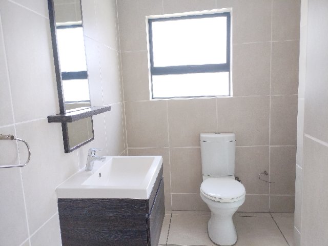 To Let 3 Bedroom Property for Rent in Petervale Gauteng