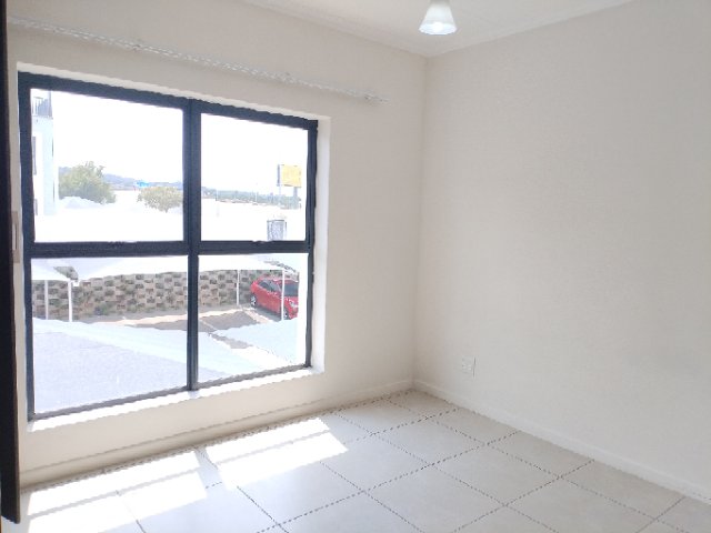 To Let 3 Bedroom Property for Rent in Petervale Gauteng