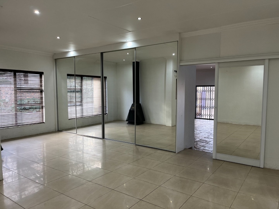 4 Bedroom Property for Sale in Vanderbijlpark SW 5 Gauteng