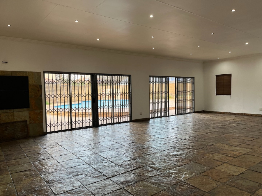 4 Bedroom Property for Sale in Vanderbijlpark SW 5 Gauteng