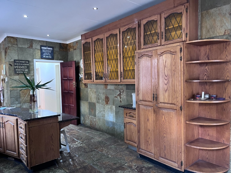 4 Bedroom Property for Sale in Vanderbijlpark SW 5 Gauteng