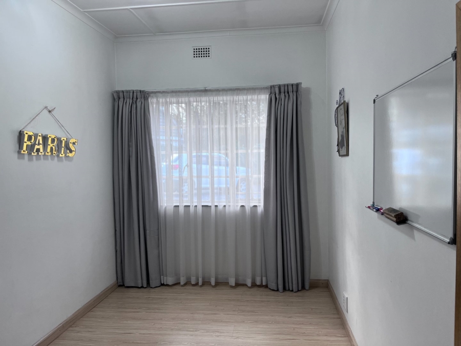 4 Bedroom Property for Sale in Vanderbijlpark SW 5 Gauteng