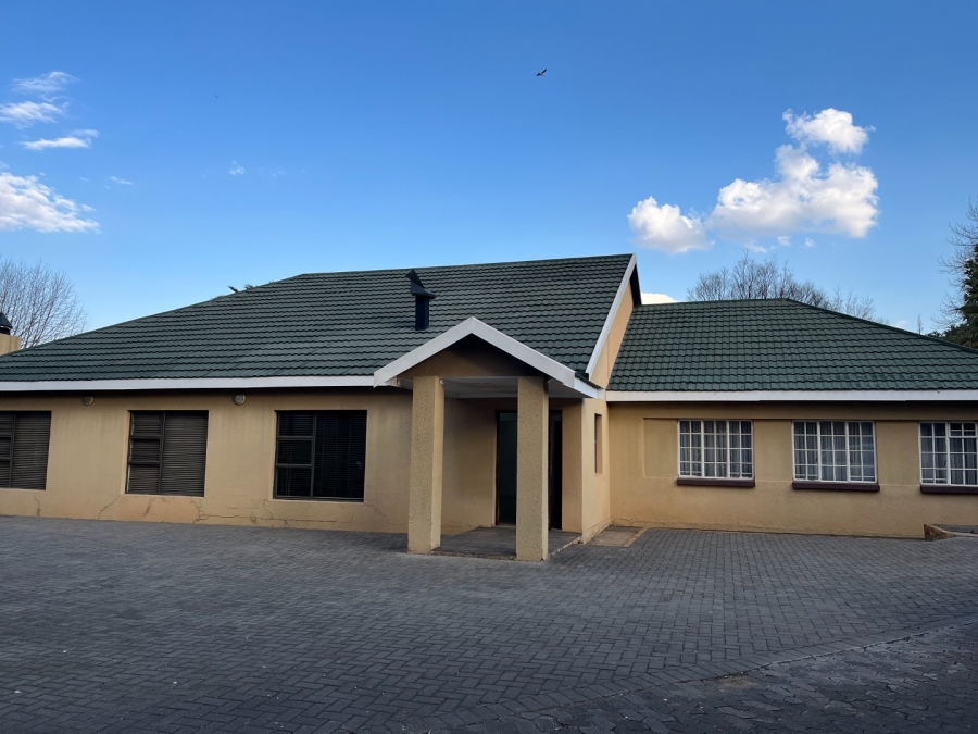 4 Bedroom Property for Sale in Vanderbijlpark SW 5 Gauteng