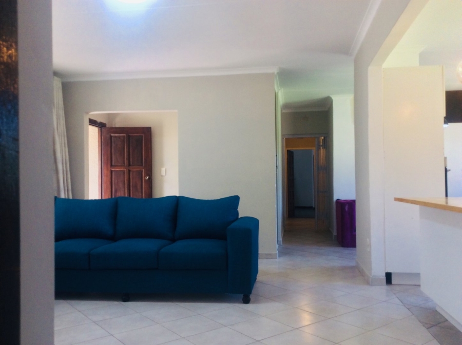 To Let 4 Bedroom Property for Rent in Brackendowns Gauteng