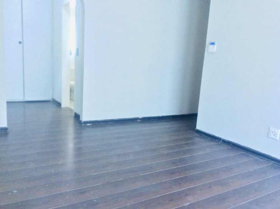 To Let 4 Bedroom Property for Rent in Brackendowns Gauteng