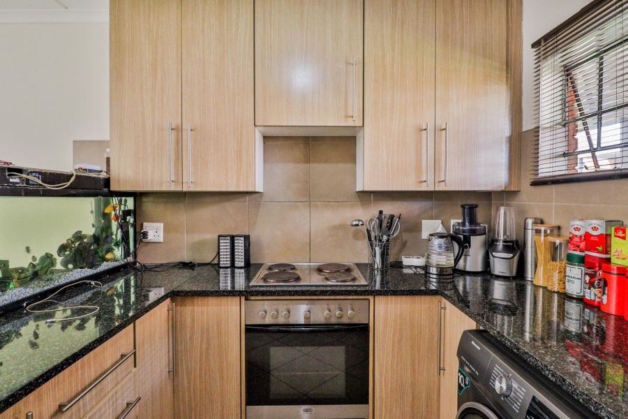 2 Bedroom Property for Sale in Noordwyk Gauteng