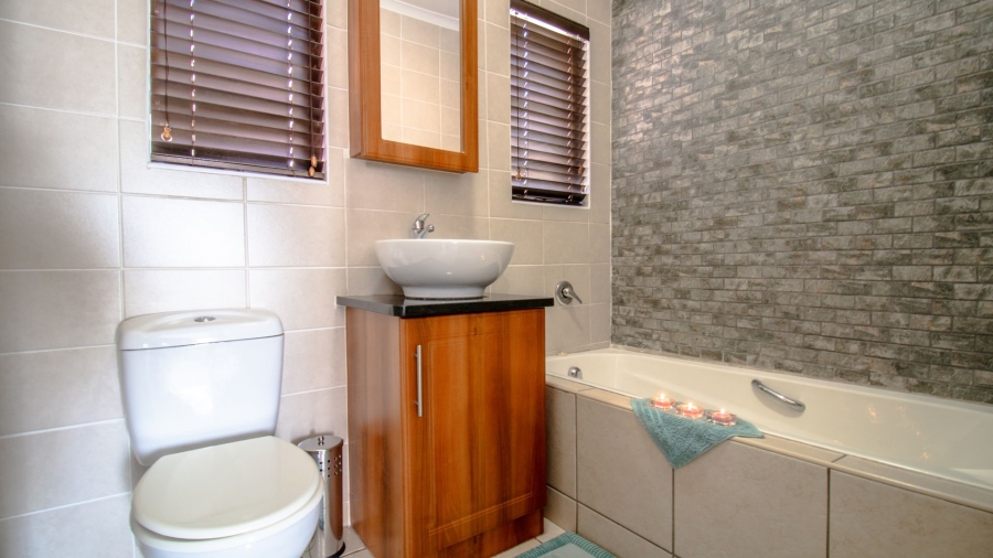 2 Bedroom Property for Sale in Brooklands Lifestyle Estate Gauteng
