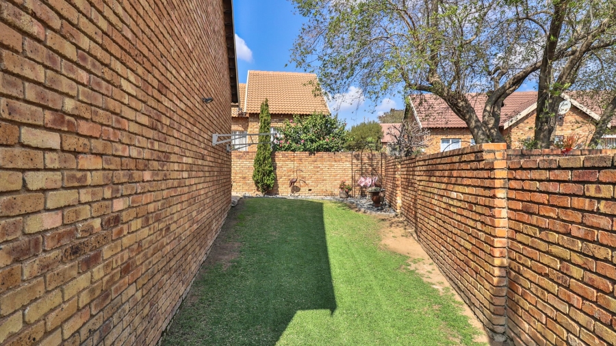2 Bedroom Property for Sale in Brooklands Lifestyle Estate Gauteng