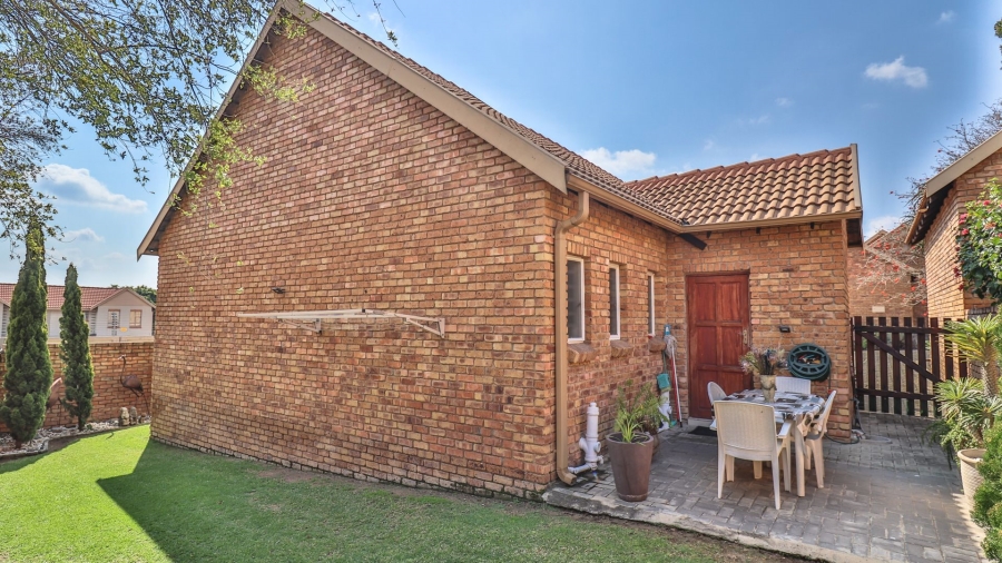 2 Bedroom Property for Sale in Brooklands Lifestyle Estate Gauteng