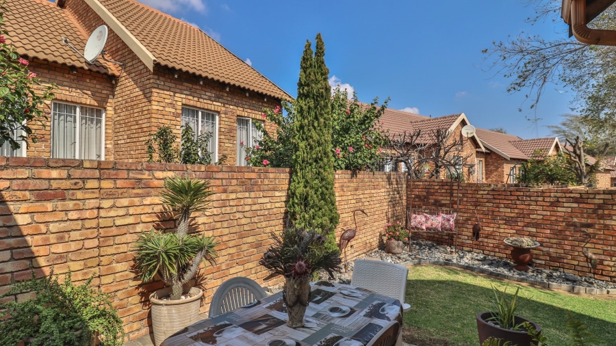 2 Bedroom Property for Sale in Brooklands Lifestyle Estate Gauteng