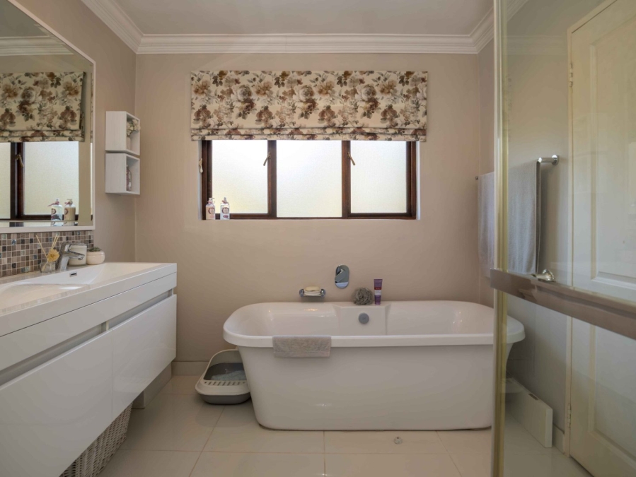 3 Bedroom Property for Sale in Thornhill Estate Gauteng