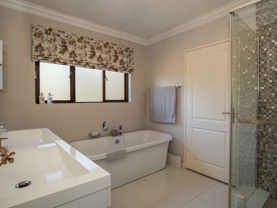 3 Bedroom Property for Sale in Thornhill Estate Gauteng