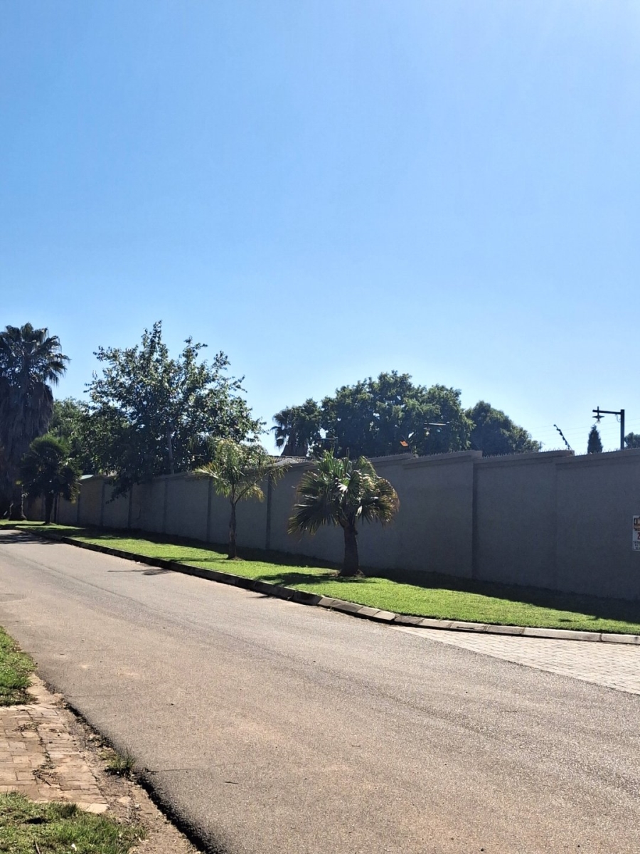 Commercial Property for Sale in Cloverdene Gauteng