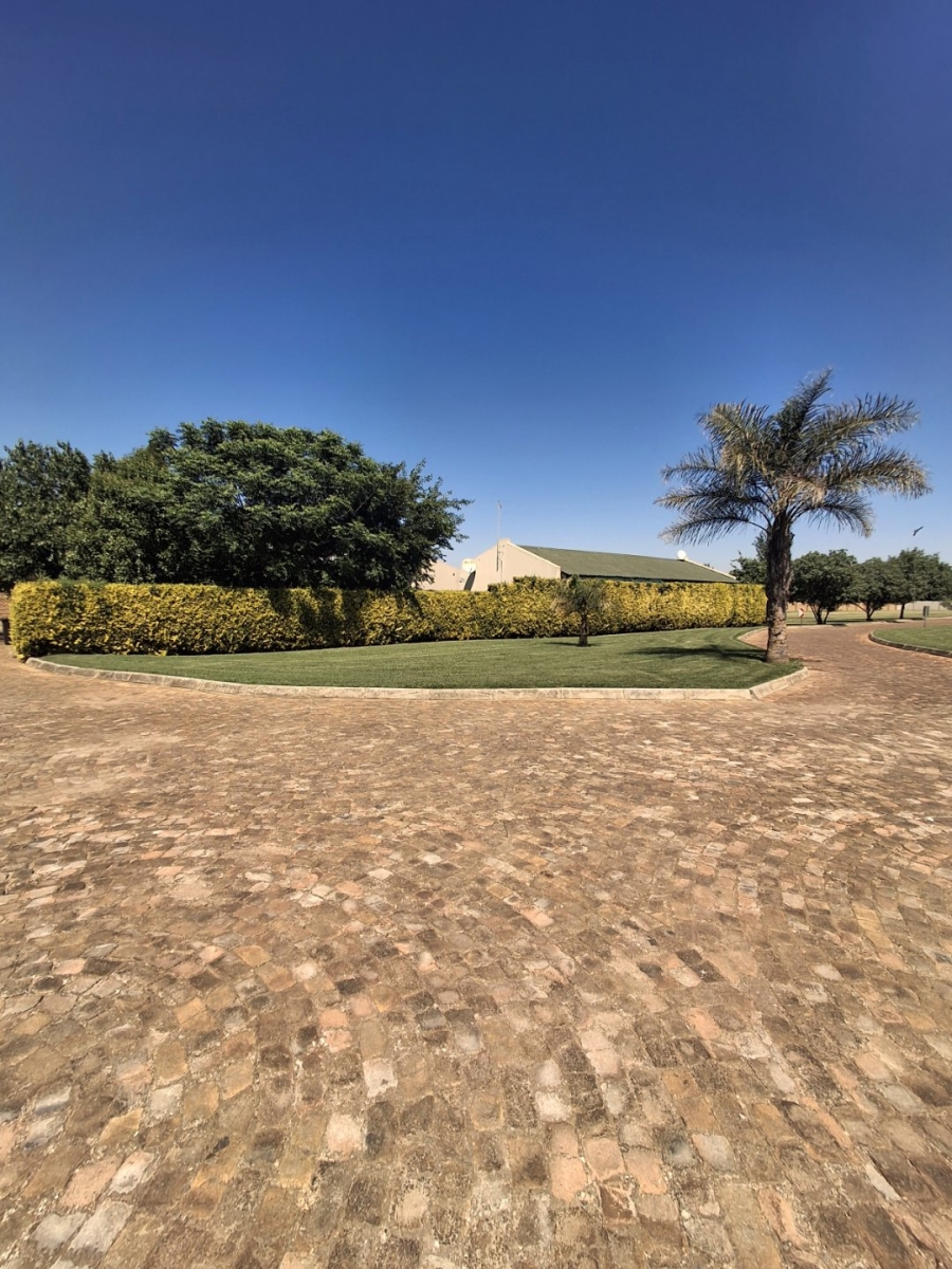 Commercial Property for Sale in Cloverdene Gauteng