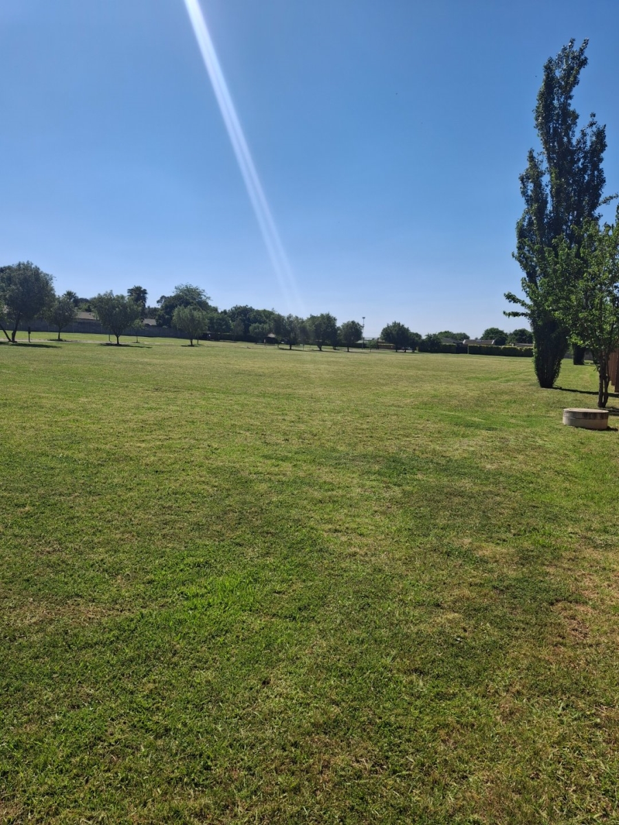 Commercial Property for Sale in Cloverdene Gauteng