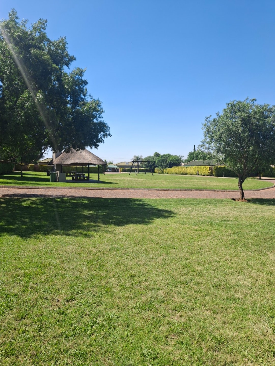 Commercial Property for Sale in Cloverdene Gauteng