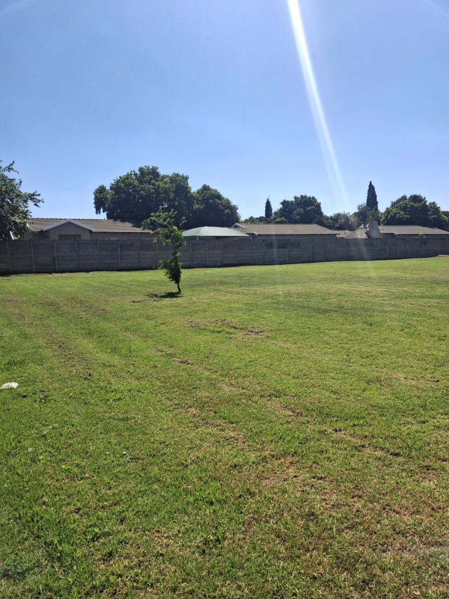 Commercial Property for Sale in Cloverdene Gauteng