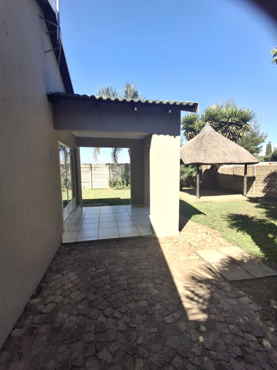 Commercial Property for Sale in Cloverdene Gauteng