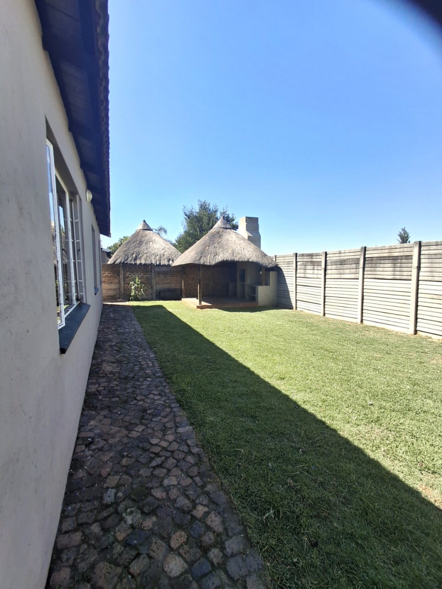 Commercial Property for Sale in Cloverdene Gauteng