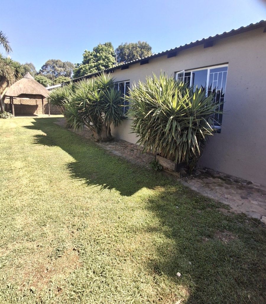 Commercial Property for Sale in Cloverdene Gauteng