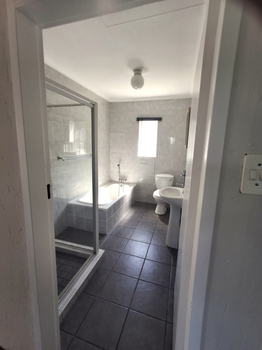 Commercial Property for Sale in Cloverdene Gauteng