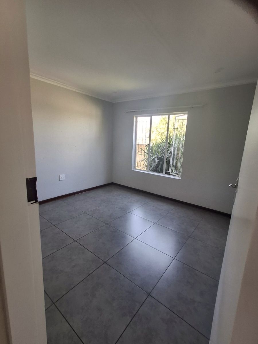 Commercial Property for Sale in Cloverdene Gauteng