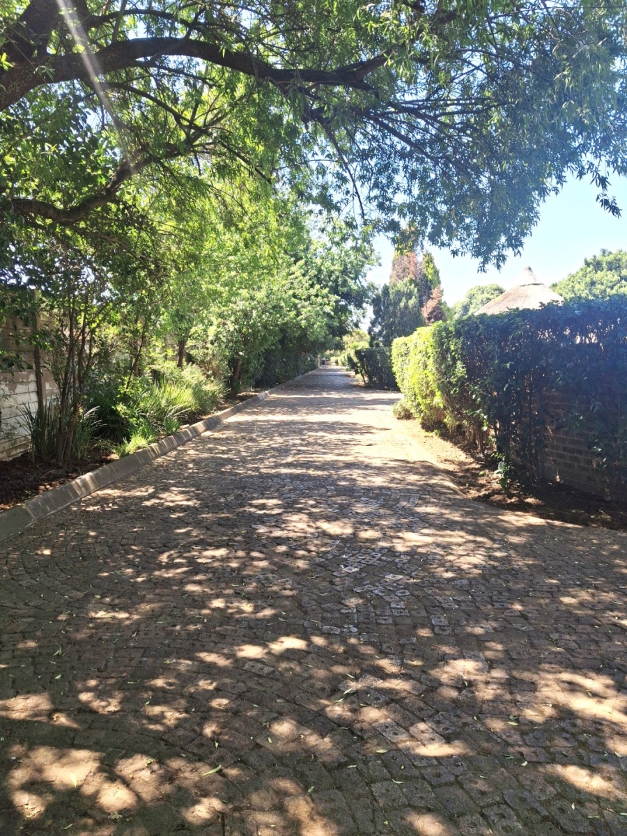 Commercial Property for Sale in Cloverdene Gauteng