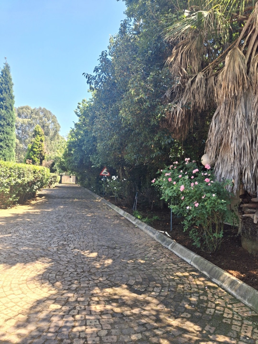 Commercial Property for Sale in Cloverdene Gauteng