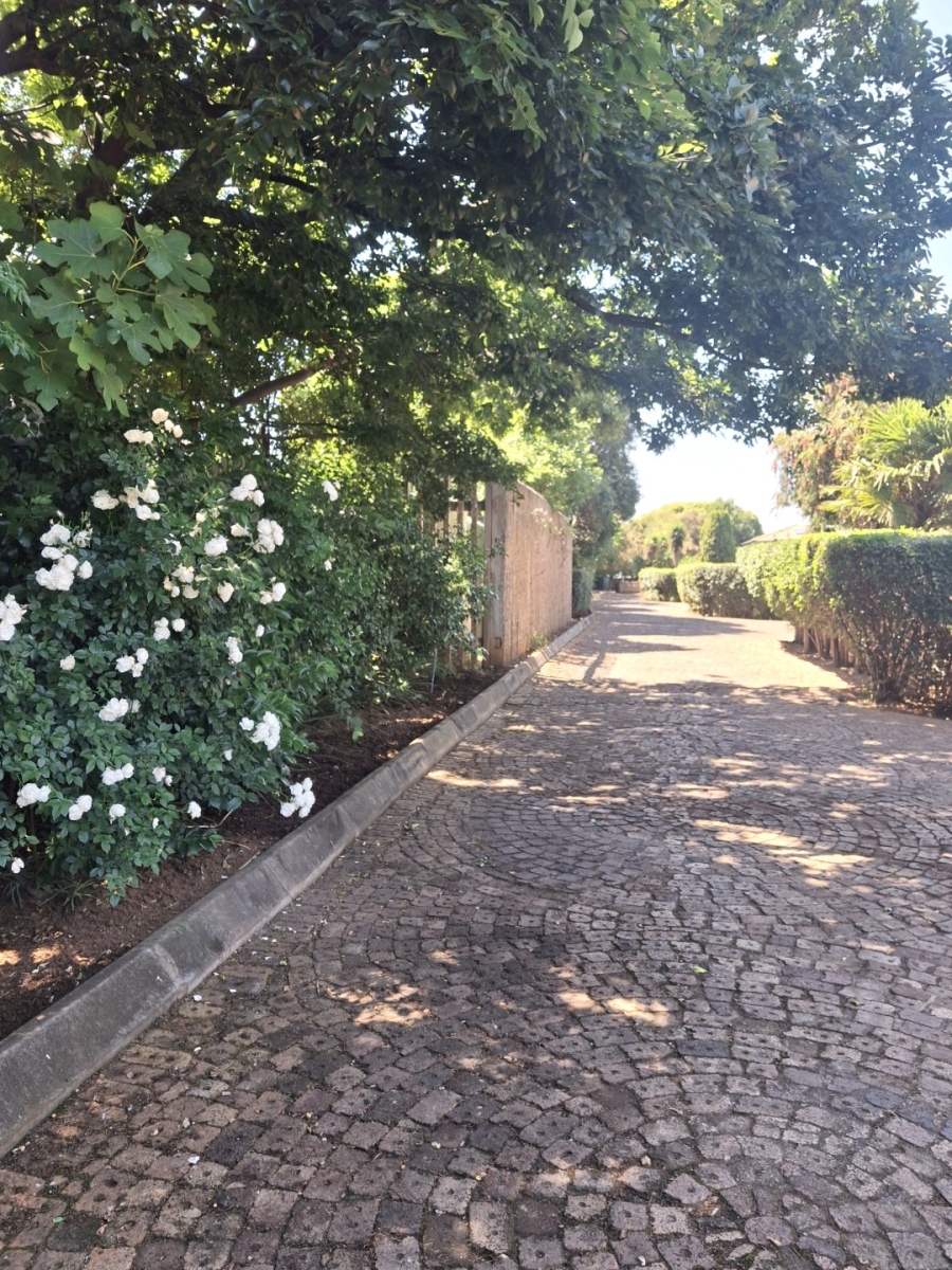 Commercial Property for Sale in Cloverdene Gauteng