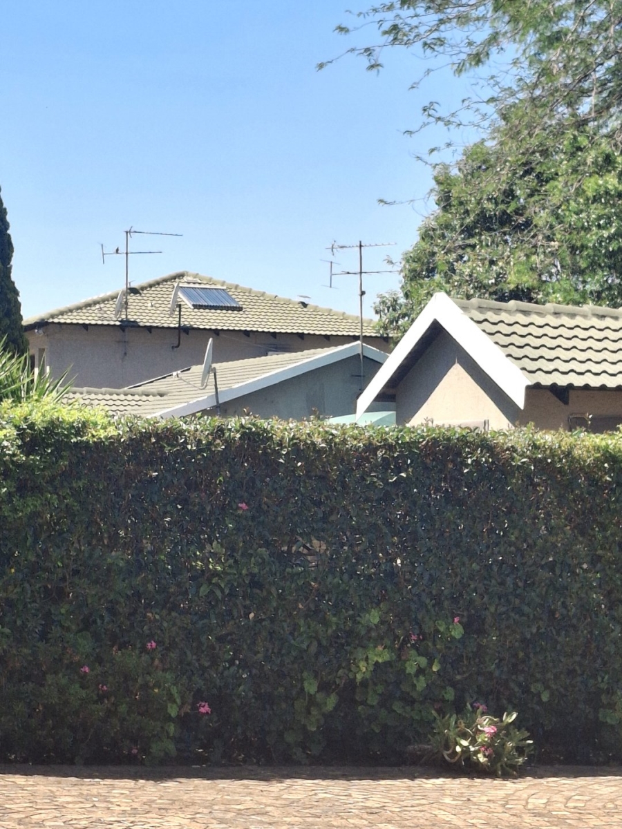 Commercial Property for Sale in Cloverdene Gauteng