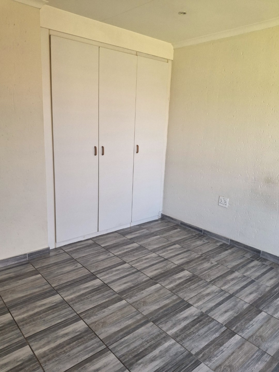 Commercial Property for Sale in Cloverdene Gauteng