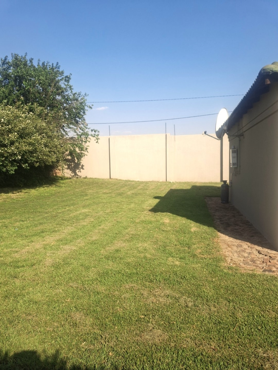 Commercial Property for Sale in Cloverdene Gauteng